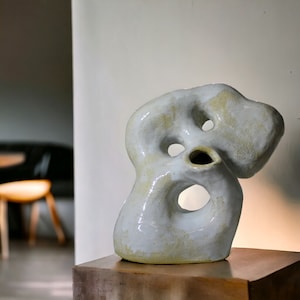 Creative Sculpture Vase. White Vase. Сoral reef Art. Statue Vase. Ceramics with organic shapes. Biomorph. Sculptural vase.  Ikebana vase.