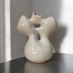 Handmade Crafts Sculpture. Abstract female form. Sculptural flower vase. Abstract sculptures. Interior designer. Art Statue Vase.