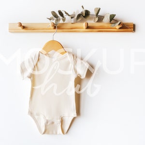 | de maquette de bébé Peaux de lapin 4400 Bodysuit naturel | maquette d’automne | Maquette de body | maquette de bébé | | de maquette Boho Neutre du point de vue du genre