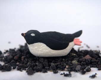 Juguete de escultura colable de pingüino Adelia en miniatura. Estatua de pato blanco de resina hecha a mano, tótem, figura, decoración del hogar, regalo artesanal