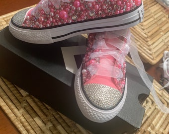 pink bedazzled converse