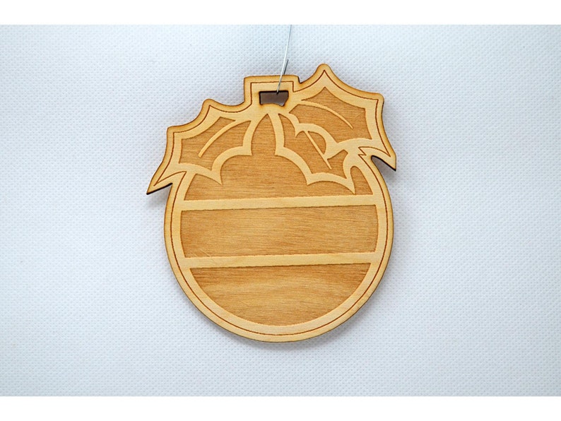 Ball LCO-024 Laser Cut Ornament