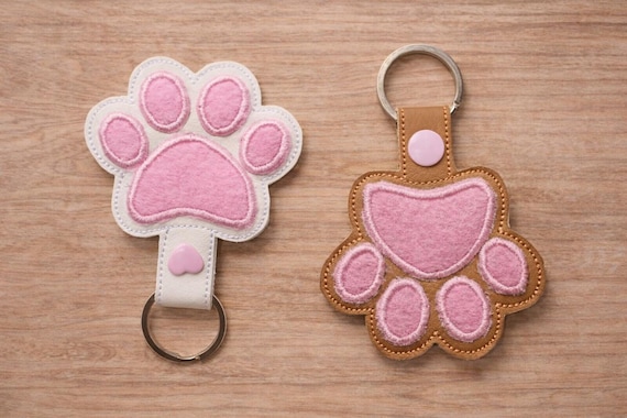 Paw Key Chain, Key Fob, Snap Tab, ITH, Digital File, Embroidery Design 4x4
