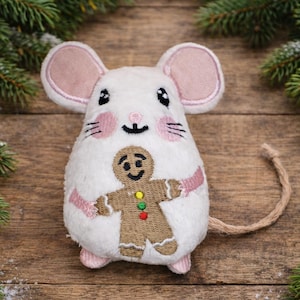 Mouse holding gingerbread man Stuffie ITH Embroidery,Machine Pattern,ITH Mouse Stuffie,Mouse Softie, Mouse Pattern, ITH 5x7,6x10, 7x12,8x12,