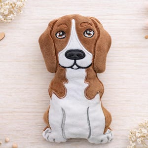 Patrón de bordado a máquina de peluche de perro beagle ITH, peluche de perro beagle ITH, patrón de bordado a máquina de 5 x 7, 6 x 10, 7 x 12 y 8 x 8