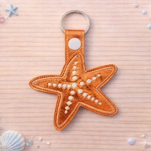Llavero de estrella de mar, llavero con cierre a presión, ITH, archivo digital, diseño de bordado de concha marina 4x4