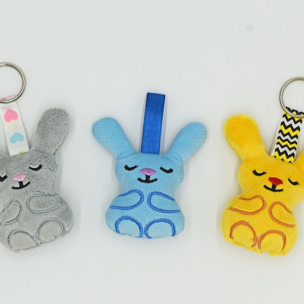 Little bunny keychain ITH embroidery pattern ,Machine Pattern, ITH bunny Stuffie, Teddy Softie, easter Pattern, ITH 4x4