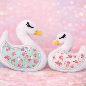 Swan Stuffie ITH Embroidery Machine Pattern, ITH Bird Stuffie, Softie, Swan Pattern, ITH 5x7 , 6x10, 7x12,8x12