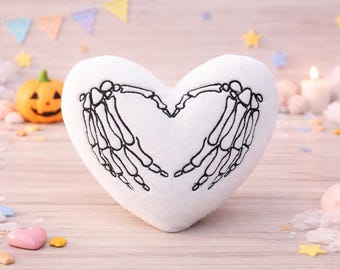gothic skeleton hand heart pillow embroidery design 6x10,7x12,8x8,8x12 instant download