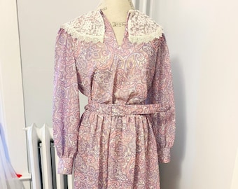 Robe vintage Paisley Prairie : col en dentelle, taille 6, fabriquée aux États-Unis
