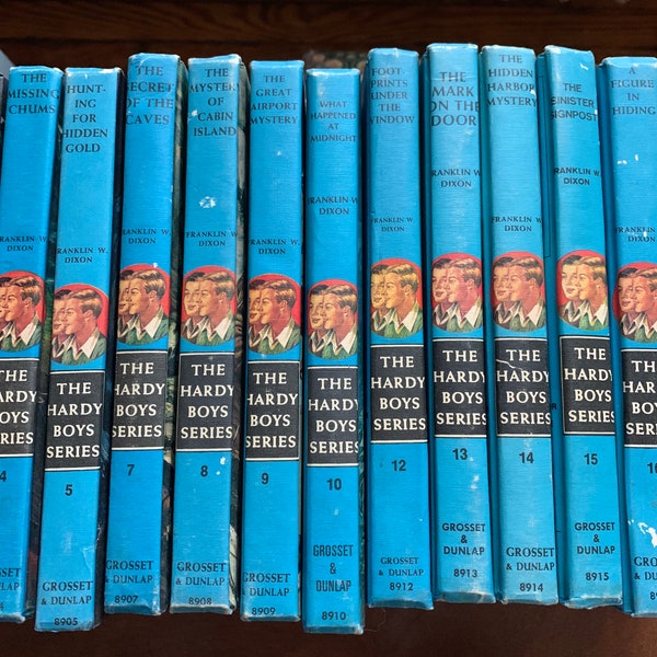 Vintage Hardy Boys Book Series / 60s 70s Mystery Books / Hardcover Books / CHOOSE / Blue Book Library Decor / Boys Mystery Series / Gifts