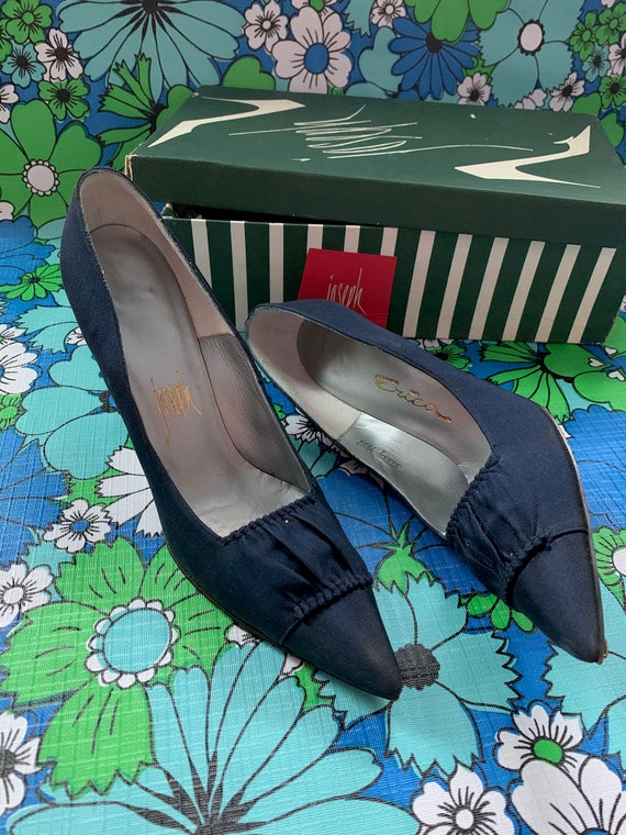 Vintage Erica Pumps Navy Blue with Rouching Size … - image 8