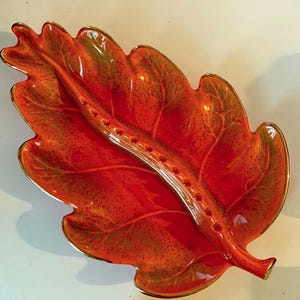 Vintage 1960s Mid-Century Modern Leaf Tray by California Pottery
