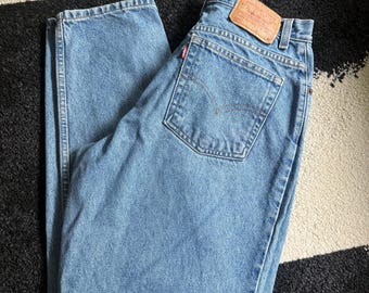 Jean Mom Levi's 550 vintage des années 90 - Coupe décontractée en denim bleu
