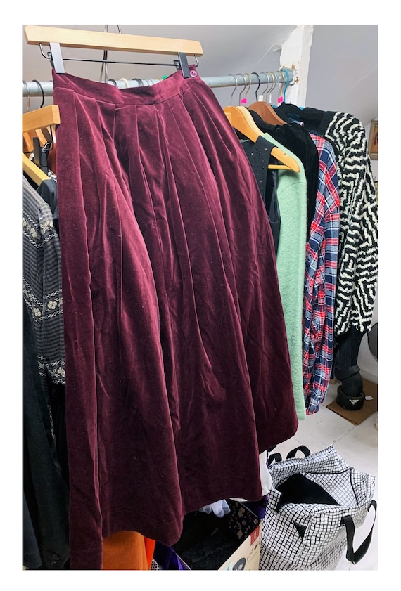 Vintage Laura Ashley Burgundy Velvet Skirt / Made… - image 3