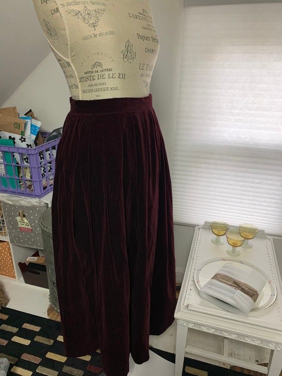 Vintage Laura Ashley Burgundy Velvet Skirt / Made… - image 9