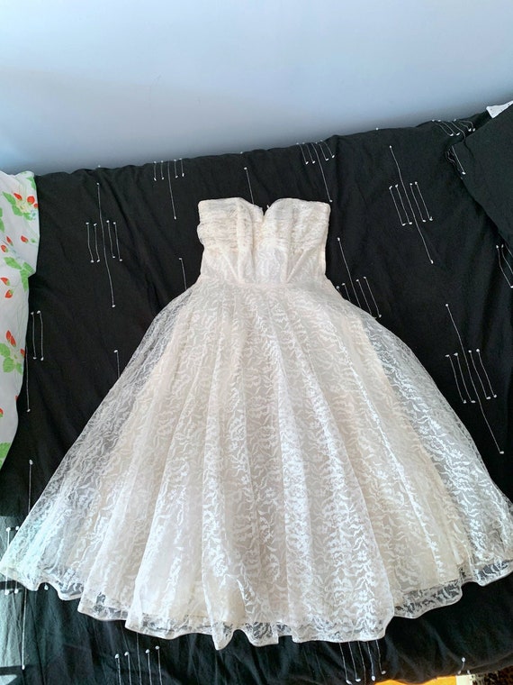 Vintage Strapless Lace Wedding Dress / Size XS S … - image 2