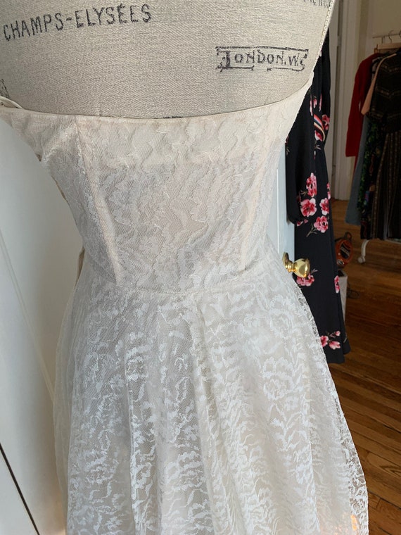 Vintage Strapless Lace Wedding Dress / Size XS S … - image 5