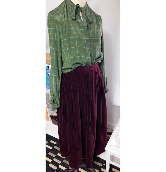 Vintage Laura Ashley Burgundy Velvet Skirt / Made… - image 2