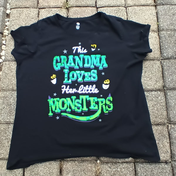 Black Halloween 3X22W/24W Grandma tshirt never worn has been washed