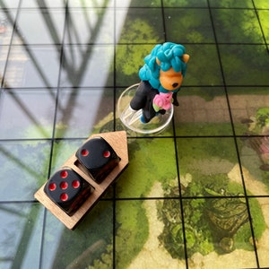 Wooden Wound Counter: D6 Dice Tracker for Tabletop Games