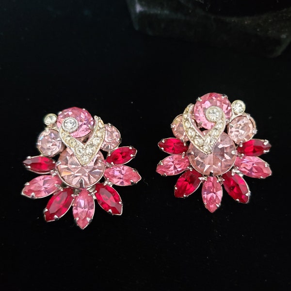 Vintage Eisenberg Flower Two Tone Clip-on Earrings Bright Blingy 1960's Classic Mid-century