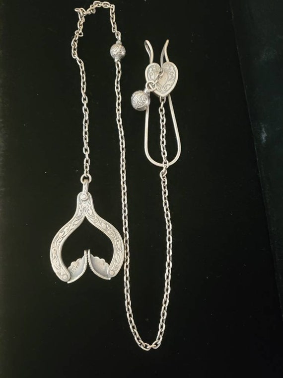 Antique Victorian Skirt Lifter