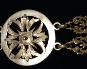 Victorian English Sterling Engraved Chain Belt Necklace  display picture 3