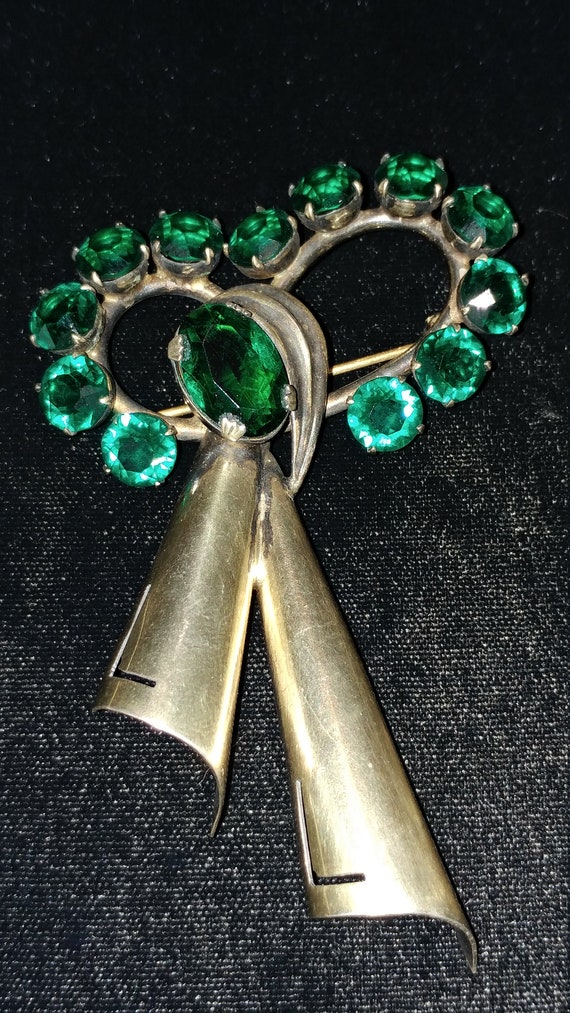 Large Art Deco Sterling Green Glass Bow Brooch 193