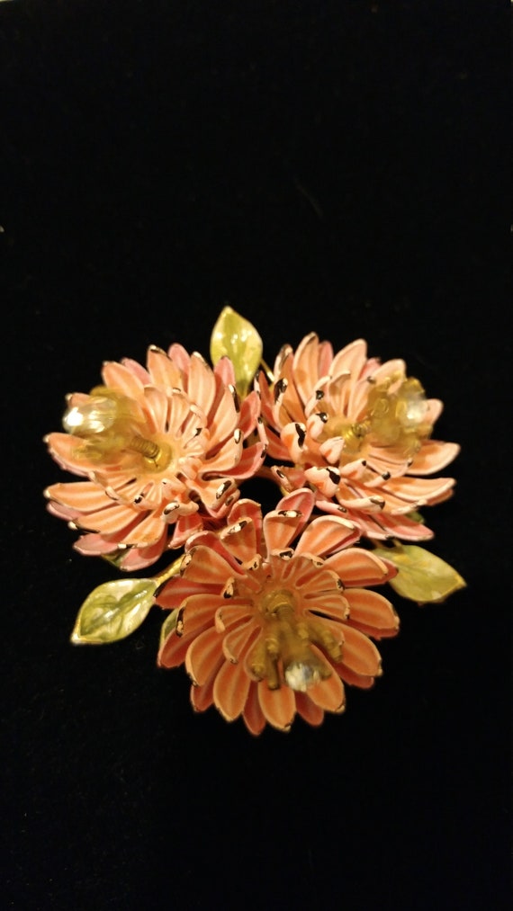 Pink Enamel Triple Proteus Flower Tremblant Brooch - image 3
