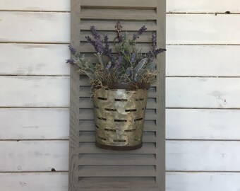 Farmhouse wall decor Shutter with metal planter Set of shutters Lavender arrangement Farmhouse lavender Fleur de Lis French country decor