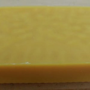 2 lbs Pure Beeswax