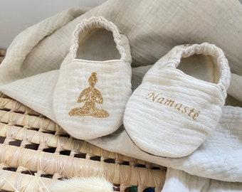 Customizable baby slippers in double gauze, different colors