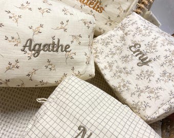 Trousse de toilette personnalisée brodée – Prénom ou initiale – Gaze de coton – Cadeau naissance/maternité – Vanity bébé ou adulte
