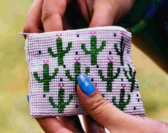 Cactus Pattern Seed Bead Coin Purse Change Pouch Mini Bag Accessories Southwest Beadwork Desert Plant Nature Art Handmade Boho Gifts for Her