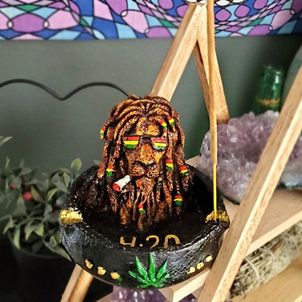 Rasta Lion Ash Tray - Rond Grand Brûleur de Cigarette Encens Porte-bâton Fait à la main Décor Jamaïcain Smoke Shop Cadeaux Feng Shui Reggae Art Judah