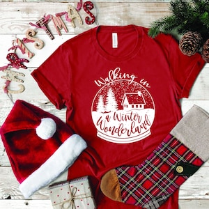 Caminando en un país de las maravillas invernal SVG con diseño alternativo / DXF / Navidad SVG / Camisa de Navidad svg / Vacaciones / Invierno / Feliz Navidad /