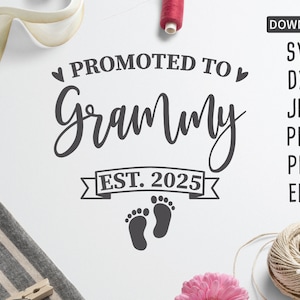 Gepromoveerd tot Grammy est. 2025 SVG | Nieuwe oma SVG | eerste keer oma SVG | Moederdag-svg | dxf | bestand knippen | Cricut, silhouet + meer