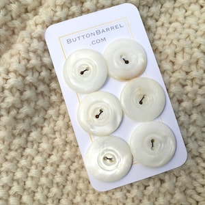Antique Mother of Pearl Button Set White Cream 7/8” 22mm