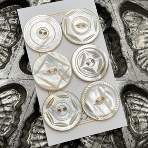 Antique Heavily Carved Buttons Mother of Pearl Button Set 15/16” 24mm Wabi Sabi