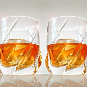 James Bentley Crystal VRIDE 2 Whiskey Glasses Setfree Ice Mold