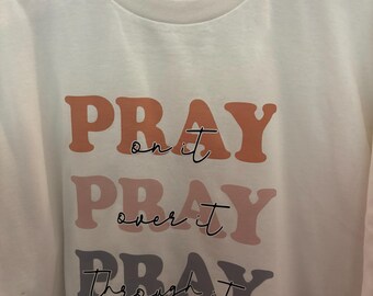 Beten Sie Design Tee