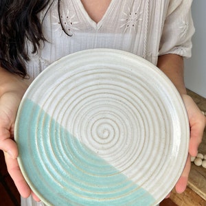 Stoneware Dinnerware Set Pottery Farmhouse Dinner Plate Beach House Dinner Plate Ceramic dish Handcrafted Stoneware Serving Plate Farmhouse Aqua