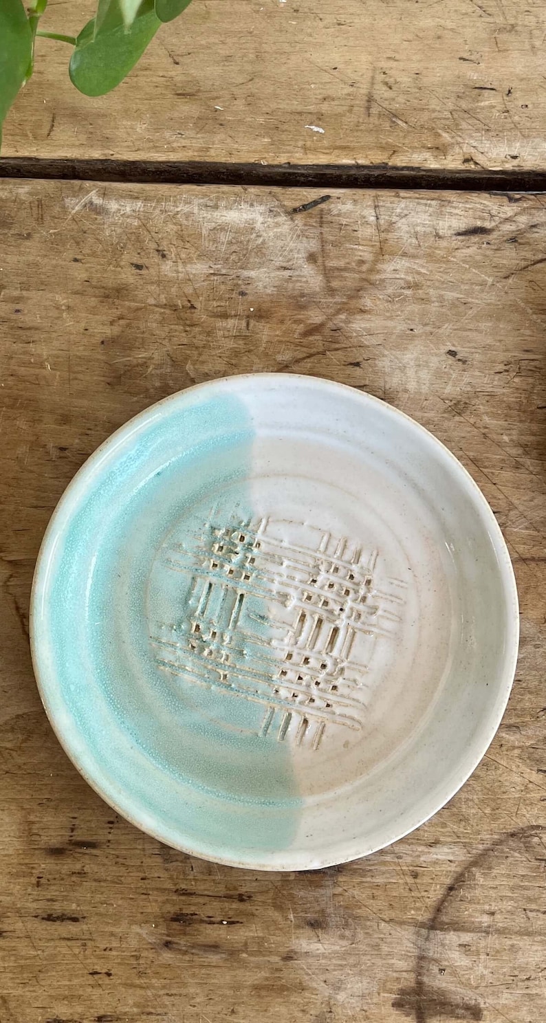 CoastalClayCo Garlic Grater Plate - Thumbnail 3