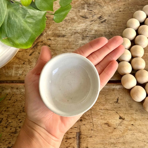 White Ring Dish Trinket Dish Small Ceramic Bowl Monochromatic Pottery Bowl Small Pottery Handmade Engagement Ring Dish Tiny Bowl Mini Bowl