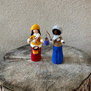 Waldorf inspired felted Lantern Walk children , Waldorf Fall, Waldorf inspired Fall Nature Table, St Martin