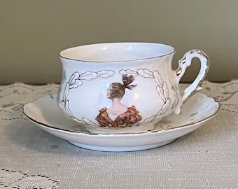 Taza y platillo antiguos bávaros con retrato - Dorado y detalles del retrato