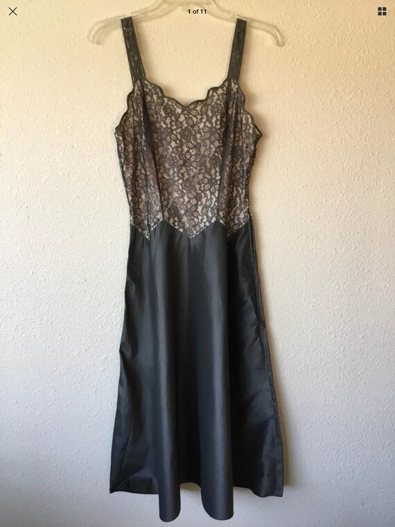 Barbizon vintage slip
