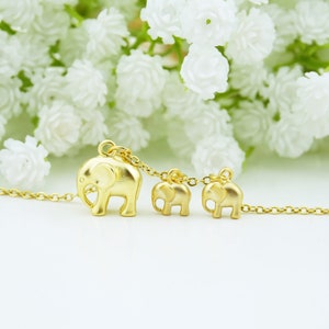 Mama and Baby Elephant Necklace, New Mom Necklace, New Mom Gift, Mom and Baby Necklace, Mom and Baby Elephant Necklace, Mom To Be Gift
