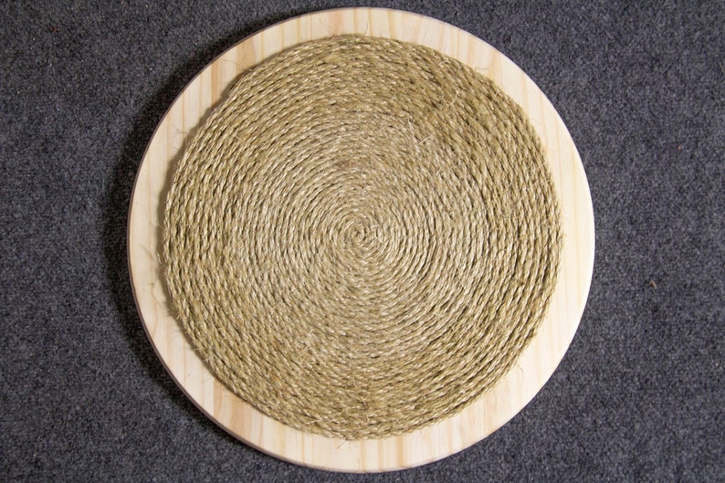 Cat Scratching Mat Scratching Pad Horizontal Cat Scratcher Cat Play Toy, Round